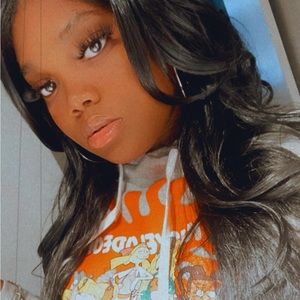 Meet your Posher, Deja